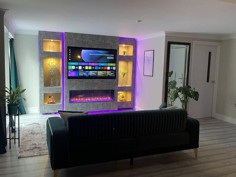 The Exclusive Jacuzzi Apartment Birmingham Extérieur photo