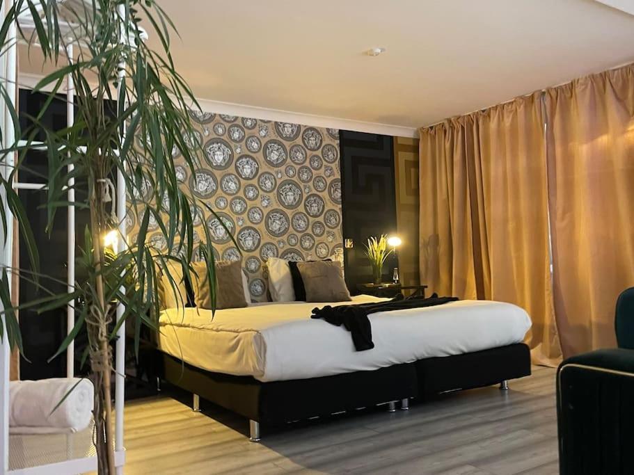 The Exclusive Jacuzzi Apartment Birmingham Extérieur photo